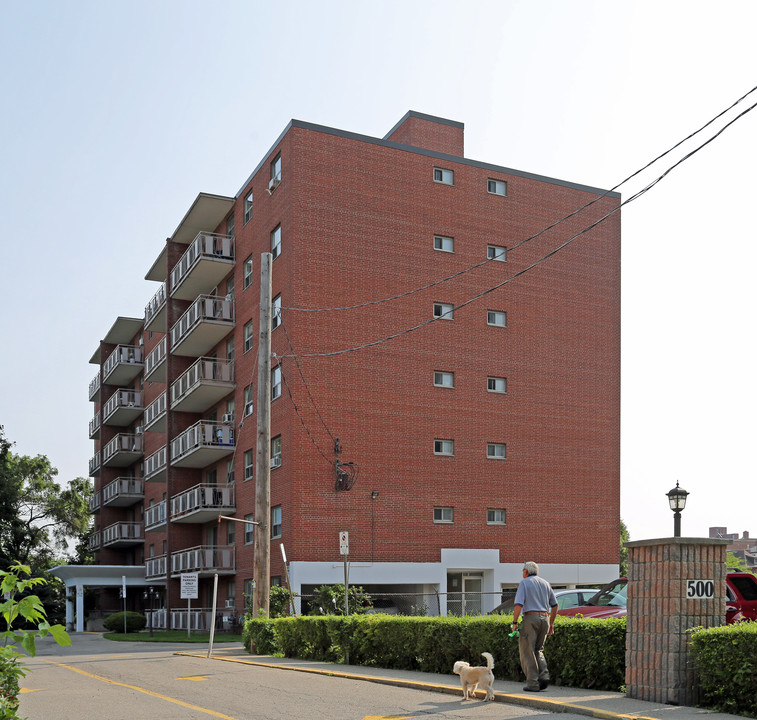 Aberdeen Apartments in Hamilton, ON - Building Photo