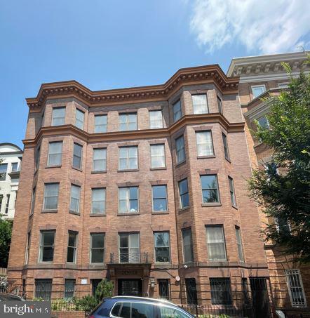 property at 1417 Chapin St NW
