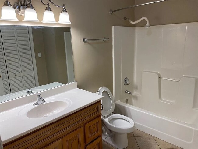 1207 Smallhouse Rd, Unit B in Bowling Green, KY - Building Photo - Building Photo