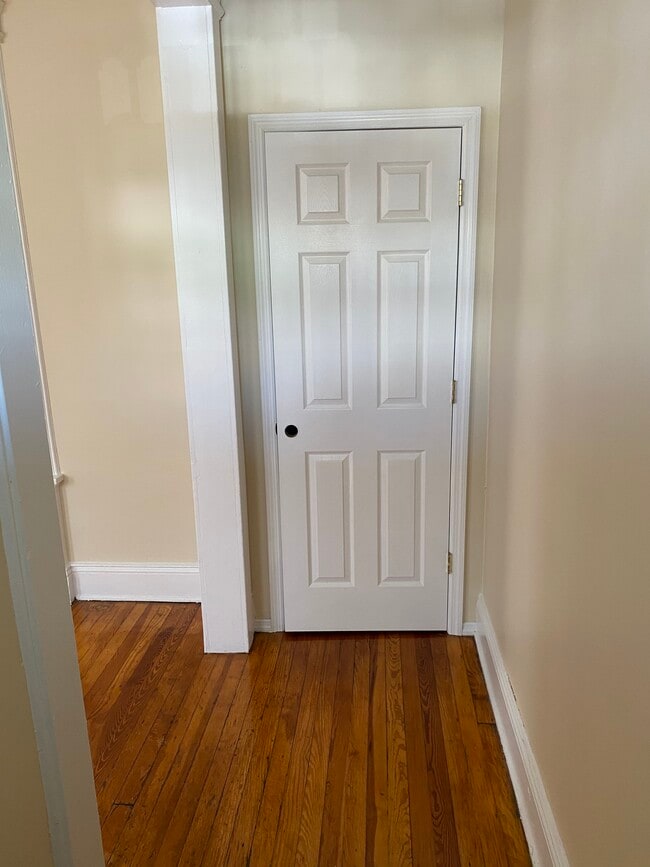 26 Grove St, Unit 1st Floor