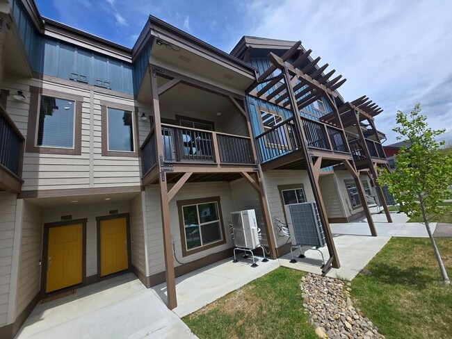 property at 208 Pine St
