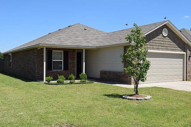 property at 2412 Canyon Creek Dr