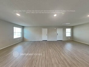 7335 Avila Vis in San Antonio, TX - Building Photo - Building Photo