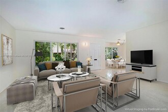 7765 SW 133rd Terrace in Miami, FL - Building Photo - Building Photo