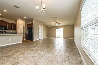 7204 Ozello Trail Ave in Sun City Center, FL - Building Photo - Building Photo
