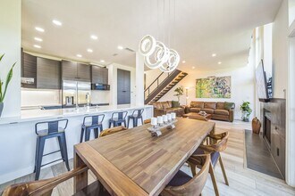 528 San Andres Dr in Solana Beach, CA - Building Photo - Building Photo