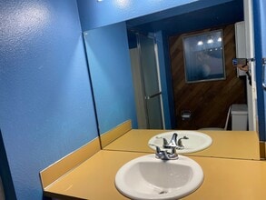 33640 27th Pl SW in Federal Way, WA - Foto de edificio - Building Photo