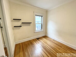 15 Sunset St, Unit 2 in Boston, MA - Building Photo - Building Photo