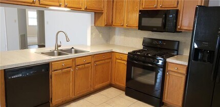 808 David Curry Dr in Round Rock, TX - Building Photo - Building Photo