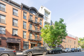 335 Warren St in Brooklyn, NY - Building Photo - Building Photo