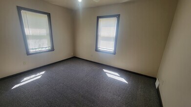 1450 Newton St in Akron, OH - Building Photo - Building Photo