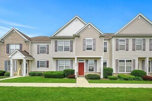 533 Cannon Ball Dr in Grayslake, IL - Building Photo