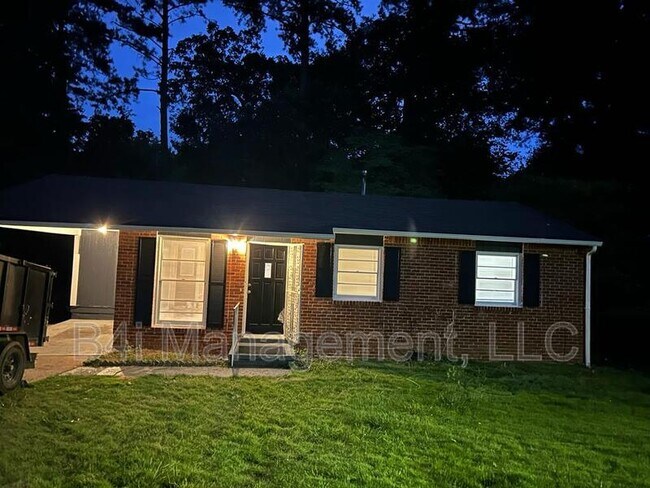 451 Fairlock Ln NW in Atlanta, GA - Building Photo - Building Photo