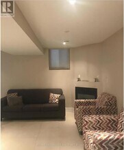 428 Roehampton Ave in Toronto, ON - Building Photo - Building Photo