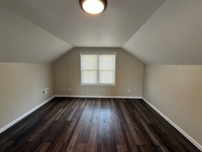 250 W Brentwood St in Highland Park, MI - Building Photo - Building Photo
