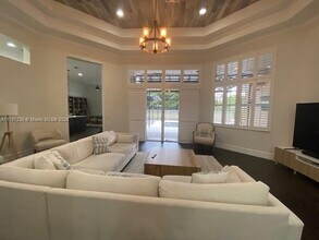 2414 Deer Creek Rd in Weston, FL - Building Photo - Building Photo