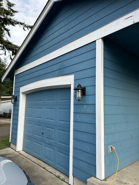 5569 S Vesel Ct in Freeland, WA - Building Photo