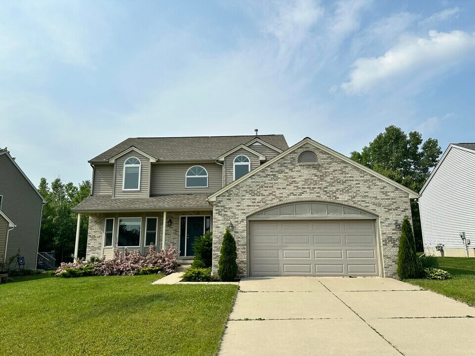 3783 Burnham Rd in Ann Arbor, MI - Building Photo
