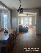 7 Boulevard Ter, Unit 2 in Boston, MA - Building Photo - Building Photo