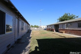 3711-3715 Balsam St in Sacramento, CA - Building Photo - Building Photo