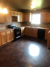 1202 W Washington St in New Iberia, LA - Building Photo - Building Photo