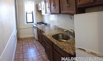 17-19 Washington St. in Malden, MA - Building Photo