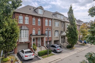 114 Evans Av in Toronto, ON - Building Photo