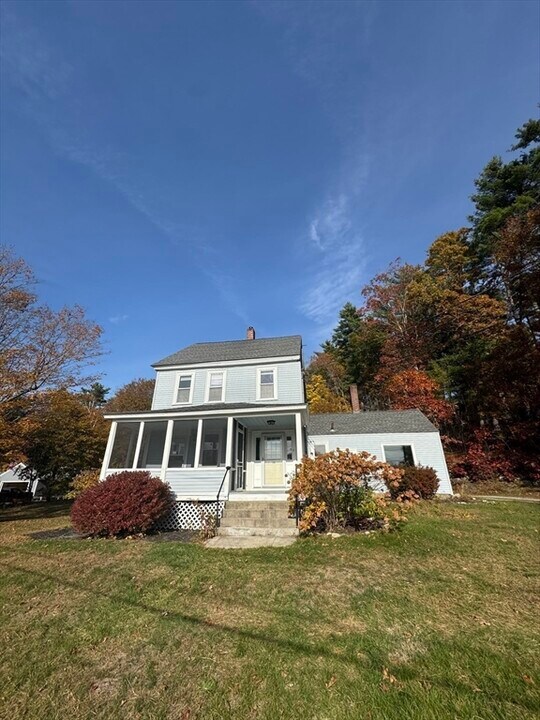 20 Park Dr in Groton, MA - Building Photo