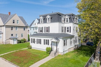 239-245 High St in Fall River, MA - Building Photo - Building Photo