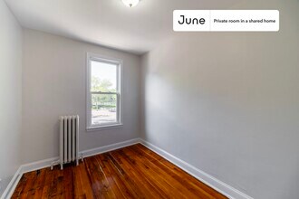 Room in Shared 4 bed/1 bath home in Boston, MA - Foto de edificio - Building Photo