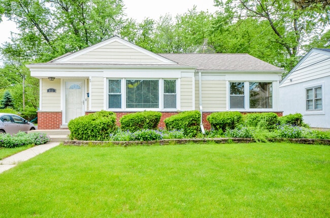 812 Highland Ave