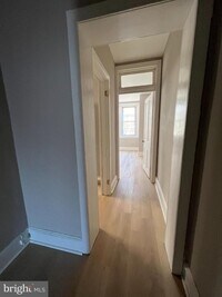 2029 E Orleans St photo'