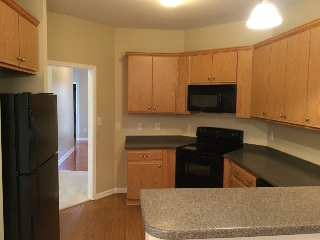 1700 Heisser Ln in Fuquay Varina, NC - Foto de edificio - Building Photo