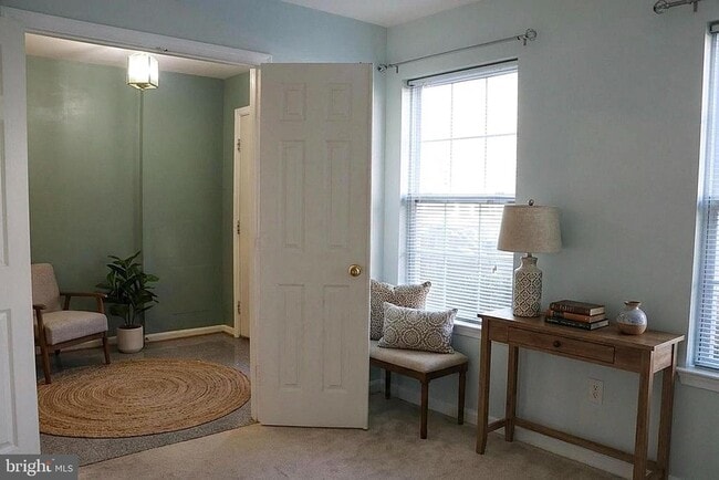 22909 Benson Terrace in Sterling, VA - Building Photo - Building Photo