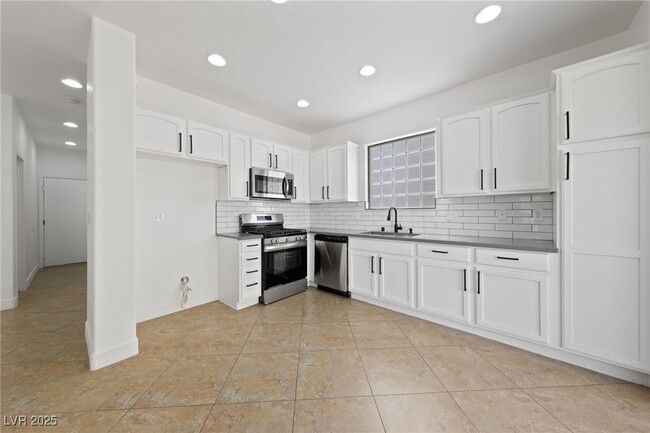 property at 5420 Tinker Toy Ave