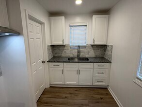 19964 Bradford Ave in Detroit, MI - Building Photo - Building Photo