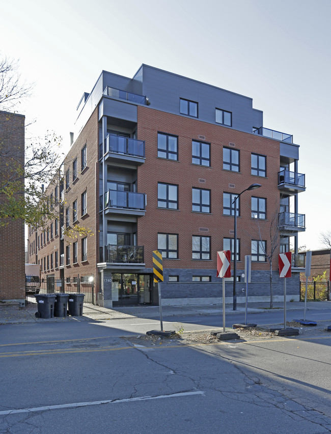 Timbercreek Communities in Montréal, QC - Building Photo - Primary Photo