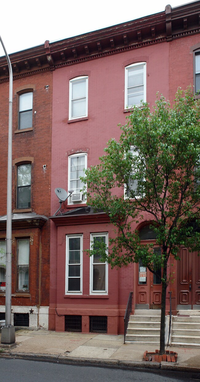 153 N 21st St in Philadelphia, PA - Building Photo - Building Photo