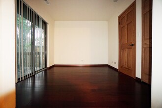 6237 Trinity Dr in Lisle, IL - Foto de edificio - Building Photo