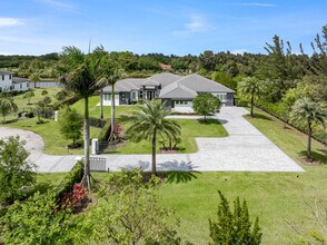 17101 Magnolia Estates Dr in Southwest Ranches, FL - Building Photo - Building Photo