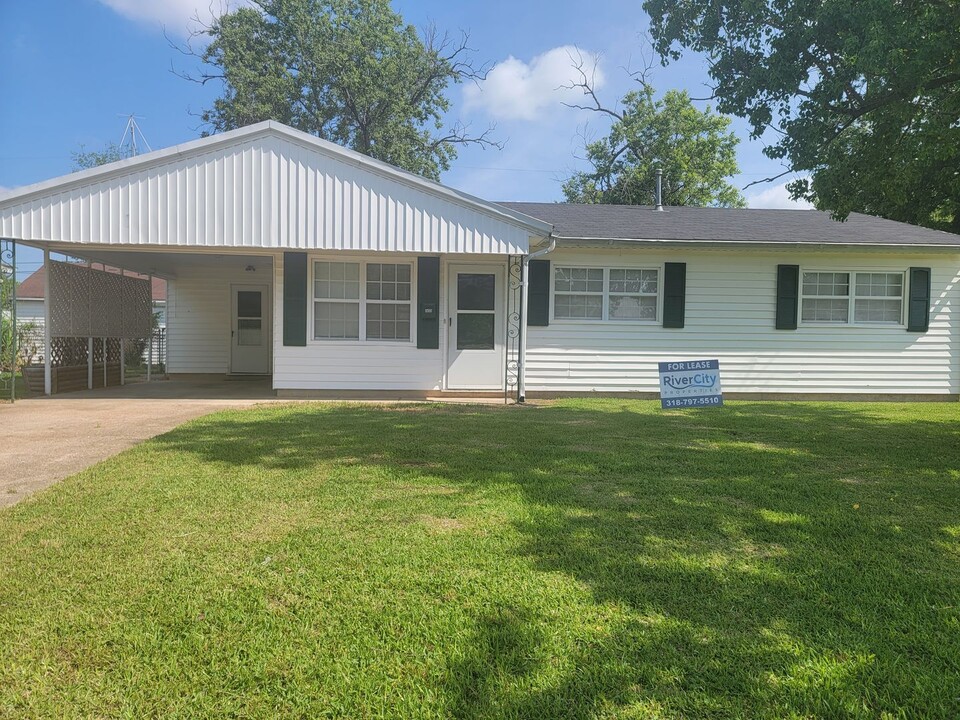 3435 Horseshoe Trail in Bossier City, LA - Building Photo