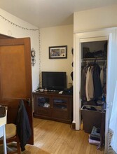 1804 N Astor St, Unit 1 in Milwaukee, WI - Building Photo - Building Photo
