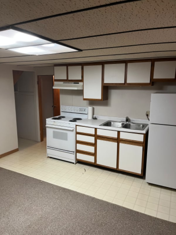 928 2nd Ave NW in Faribault, MN - Building Photo - Building Photo