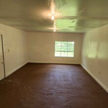 2511 N 8th St, Unit 2511 in Orange, TX - Building Photo - Building Photo