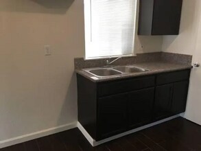 3052 W Pontiac Way in Fresno, CA - Building Photo - Building Photo