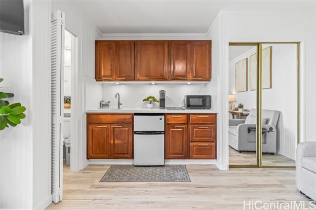 2509 Ala Wai Blvd in Honolulu, HI - Building Photo - Building Photo