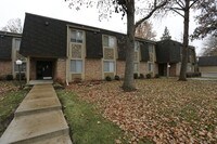 Preston Court photo'