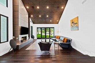 18425 Long Lake Dr in Boca Raton, FL - Building Photo - Building Photo