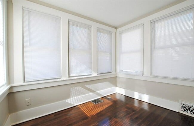 114-116 N 38th St in Omaha, NE - Building Photo - Building Photo