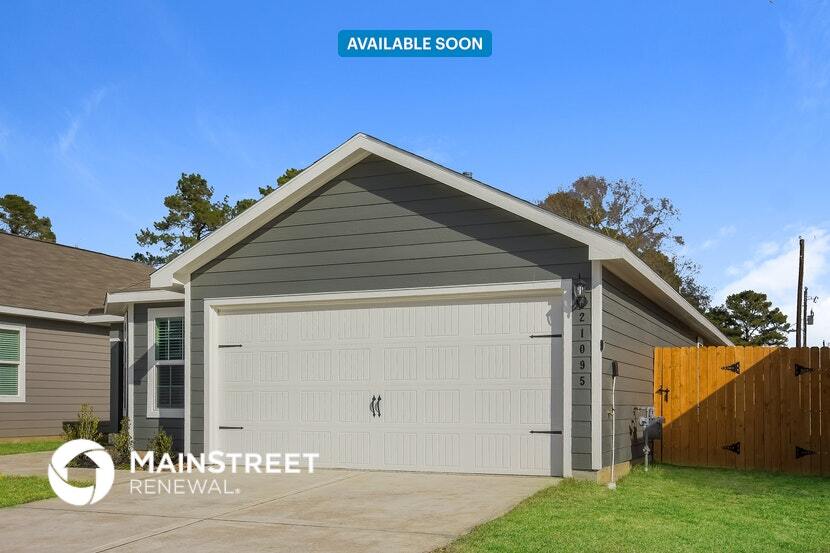 21095 Titian Dr. in Magnolia, TX - Building Photo